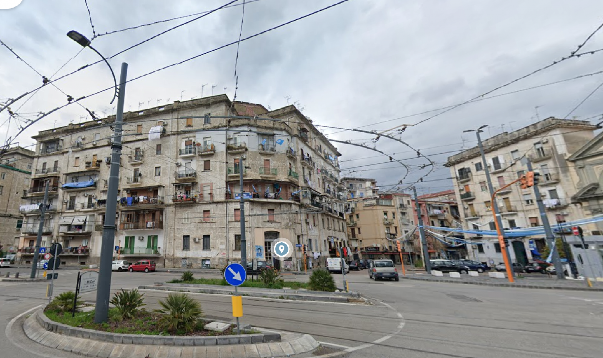 Napoli zona Porto bilocale in vendita